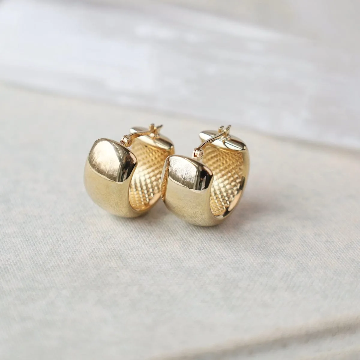 14k Plain Band Hoops