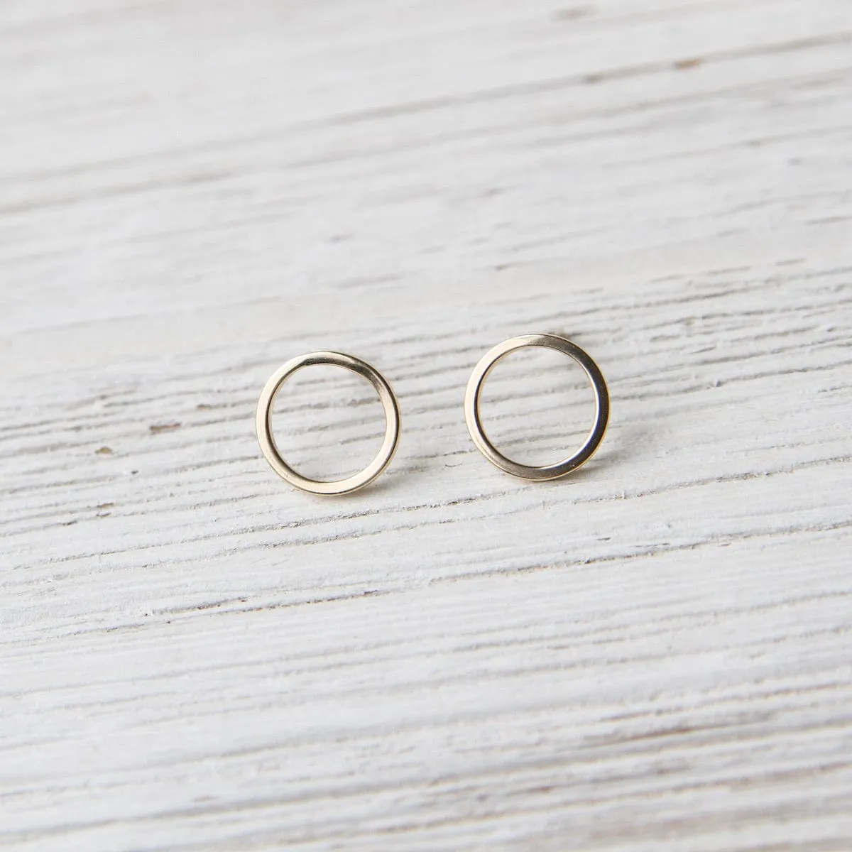 14k Yellow Gold Open Circle Post Earring