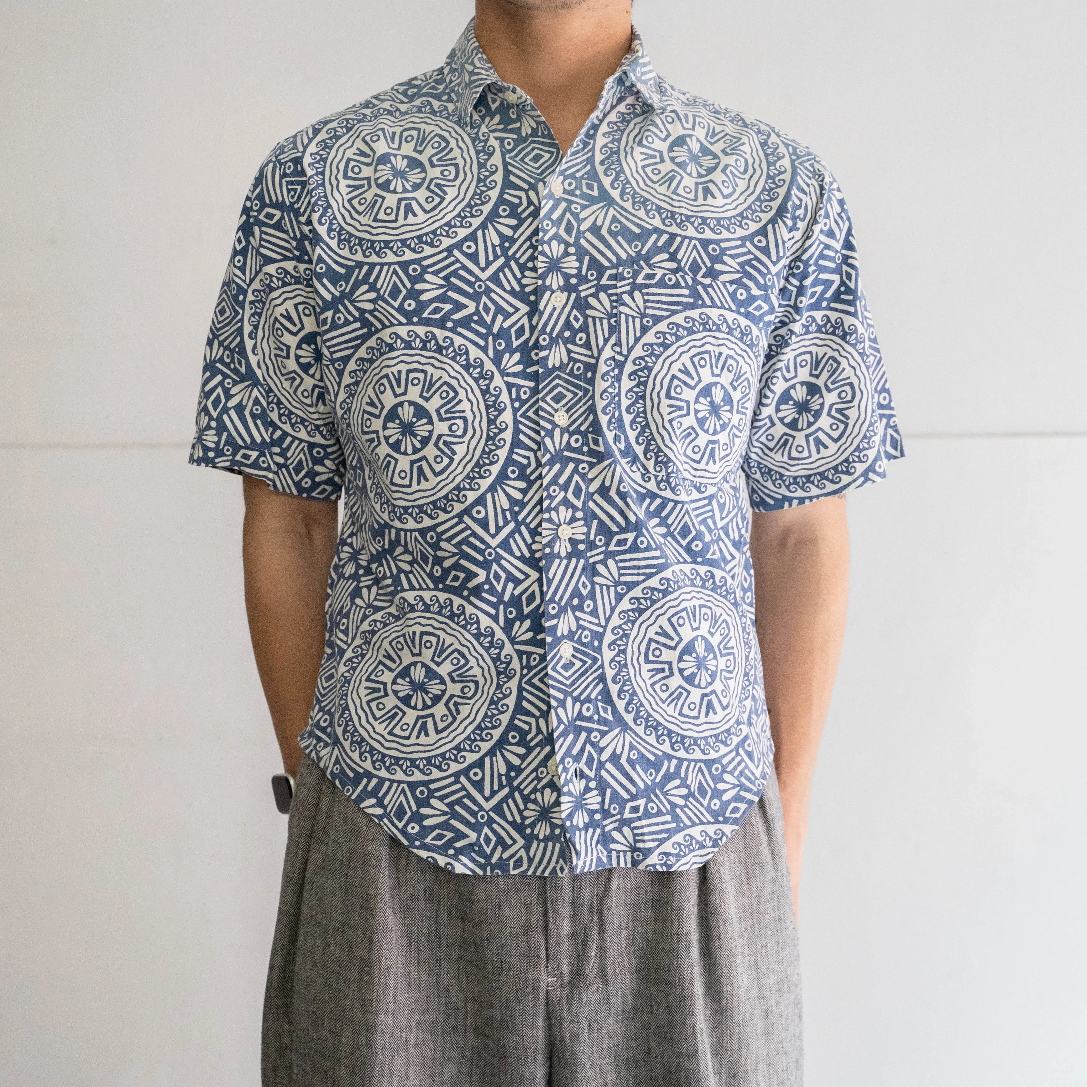2000s ethnic like pattern short sleeve shirt 'remake'