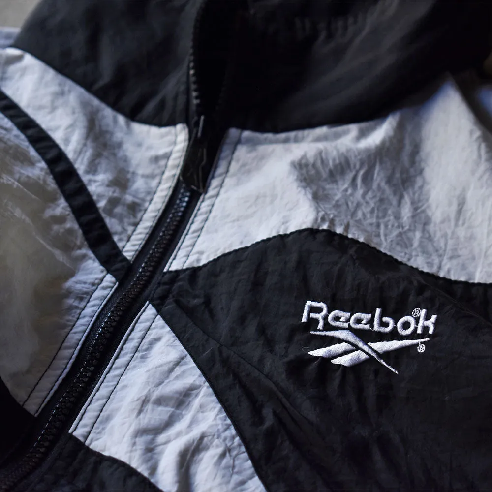 90’s Reebok ビッグロゴ！ ナイロンジャケット 231023