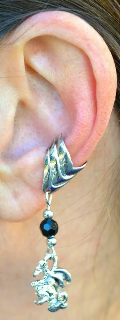 Ear Cuff With Charm Dragon - SIlver