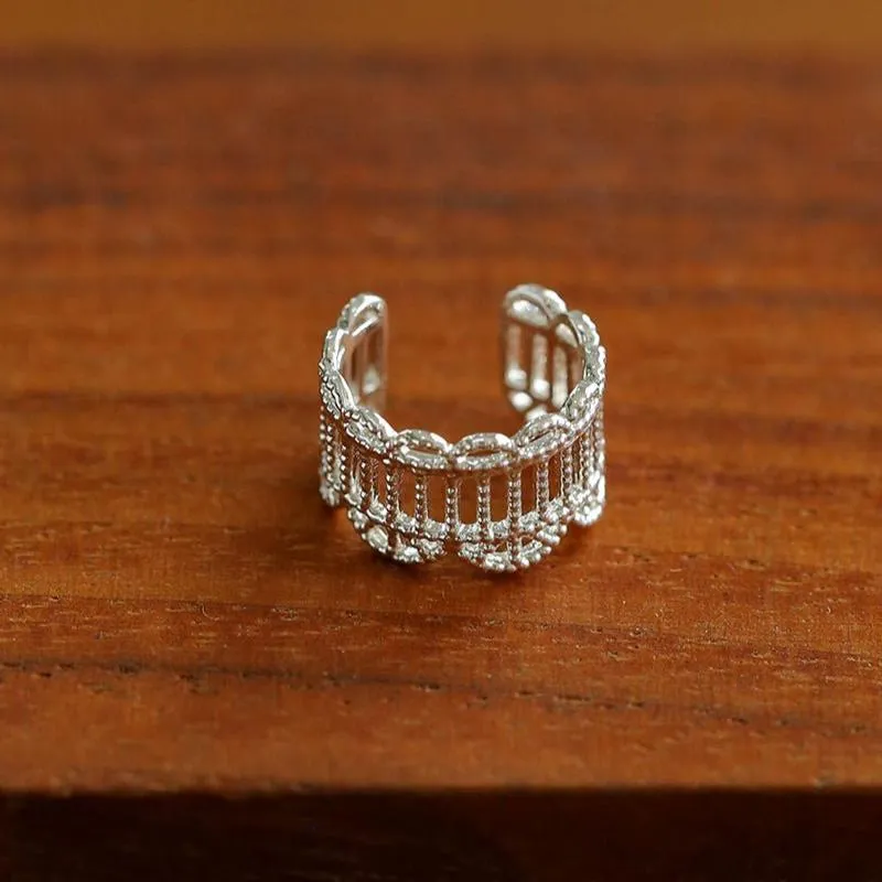 Lace Pattern Diamond Ear Cuff