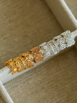 Lace Pattern Diamond Ear Cuff