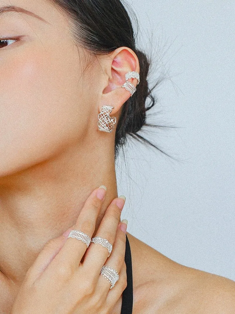 Lace Pattern Diamond Ear Cuff