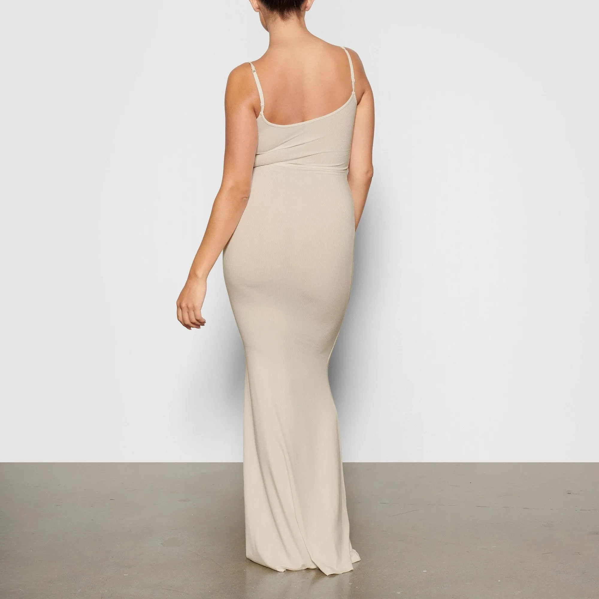 SOFT LOUNGE LONG SLIP DRESS | TAUPE