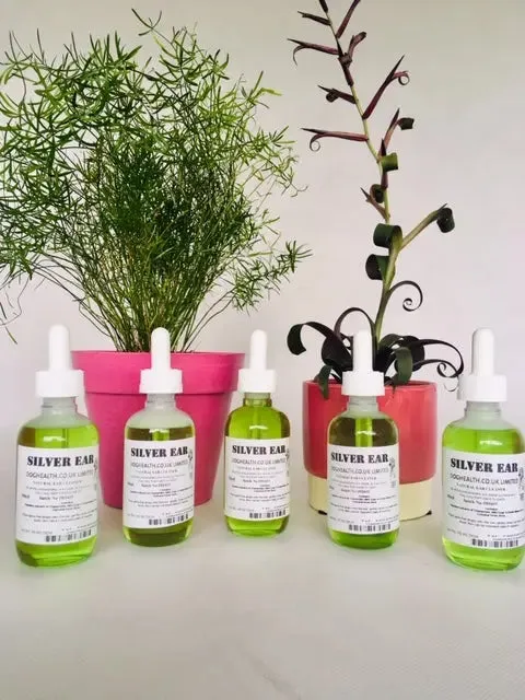Soothing ear cleaning solution
