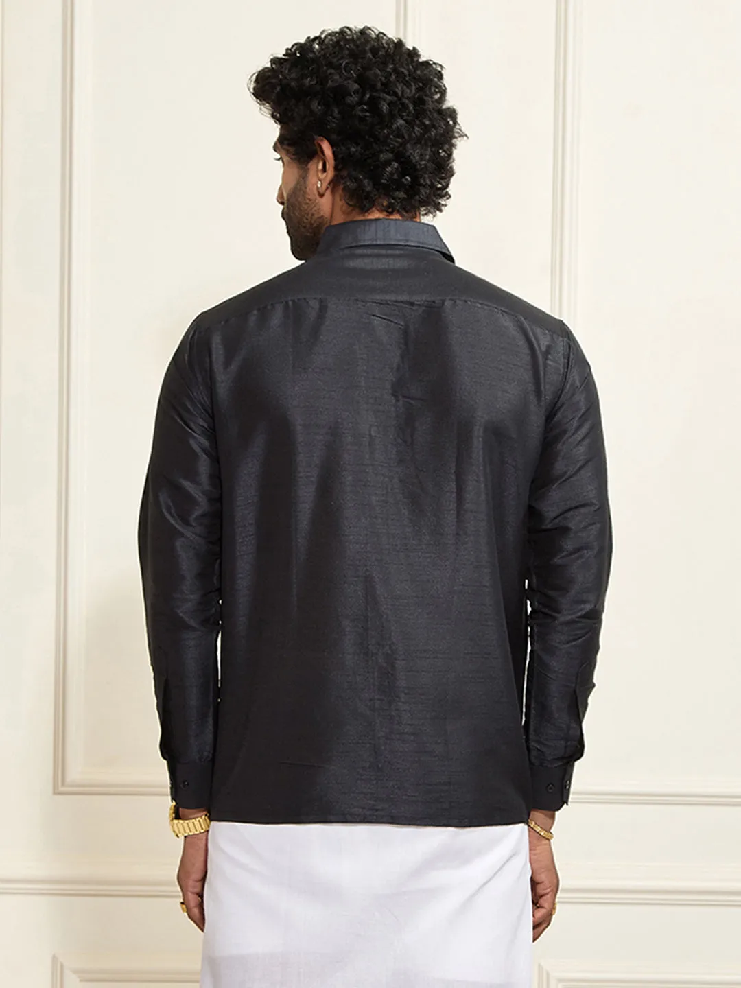 VM By VASTRAMAY Men's Black Silk Blend Ethnic Shirt