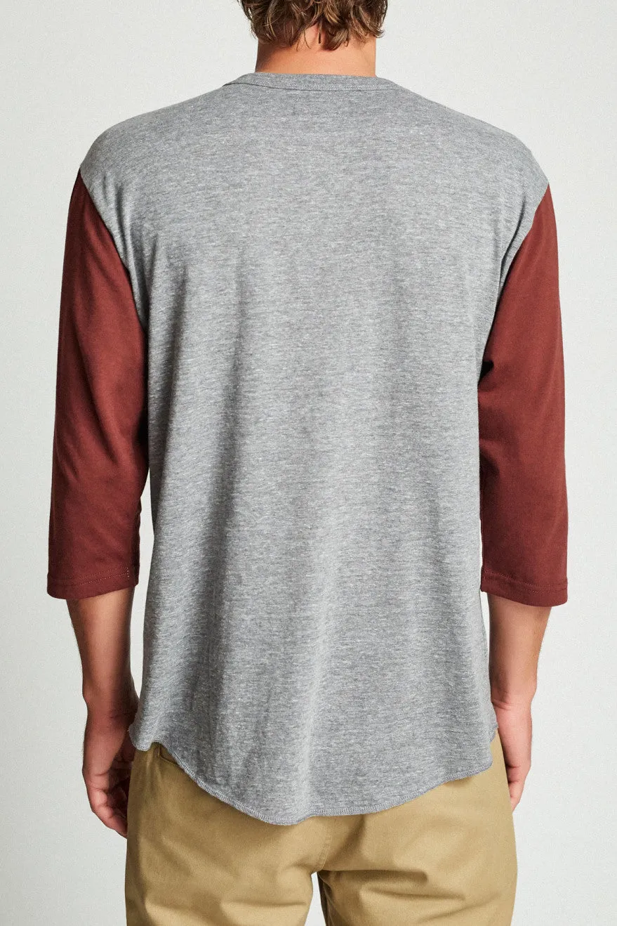 Wheeler 3/4 Sleeve Henley - Heather Grey/Chestnut